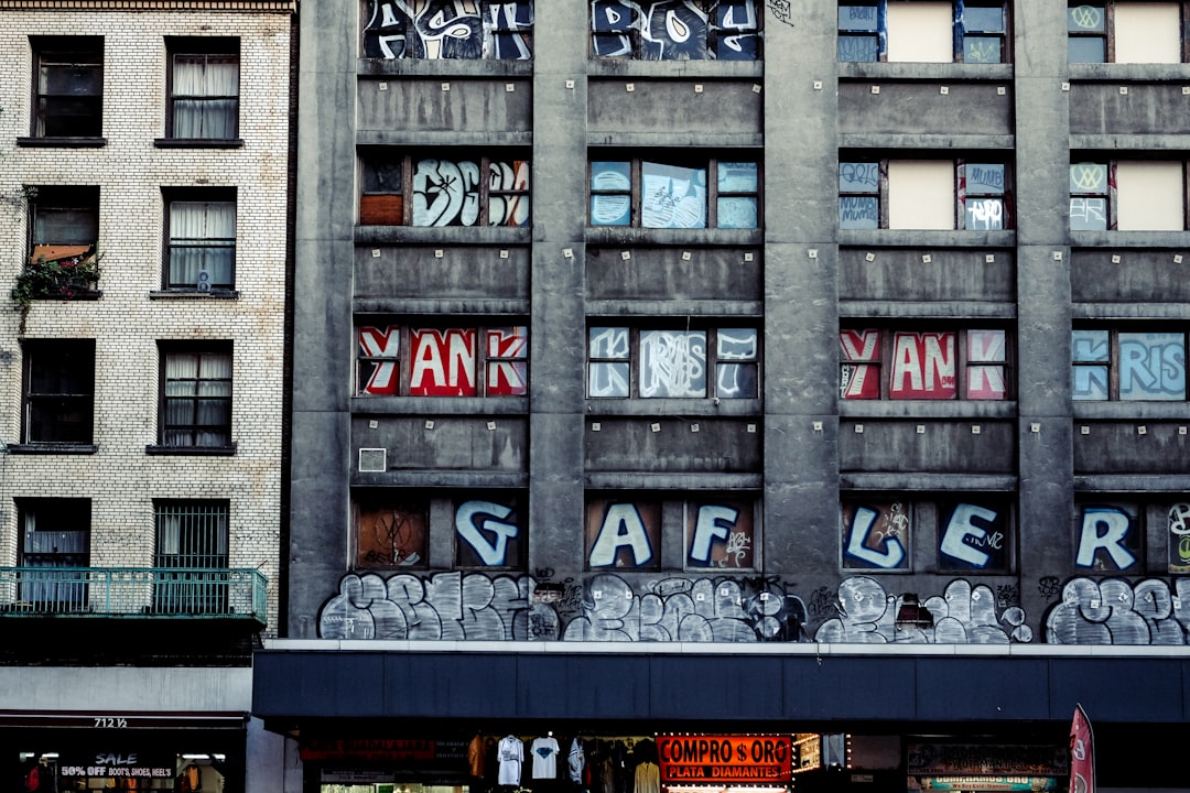 Preventing Vandalism with Vandalmail